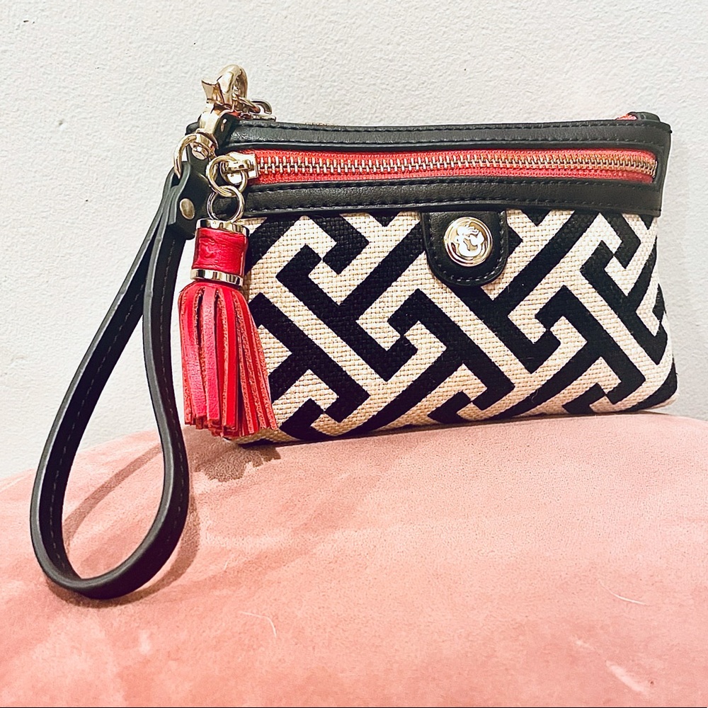 *LIKE NEW* Spartina 449 Tassel Wristlet